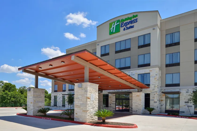 Holiday Inn Express & Suites Austin South by IHG - Image 1
