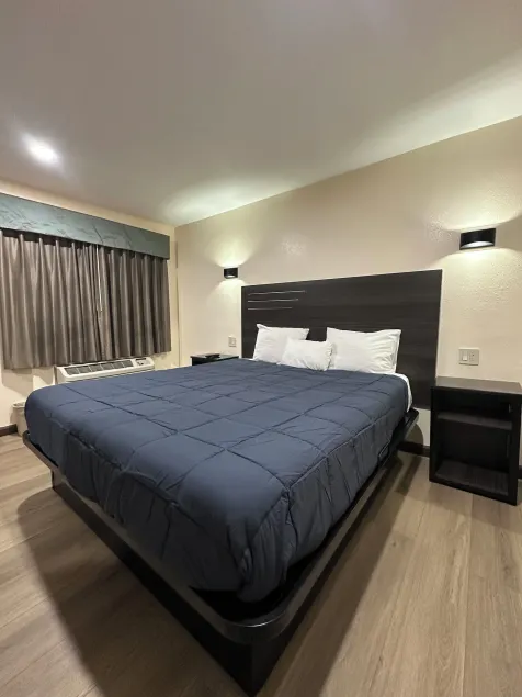 Del Aire Inn LAX - Image 1