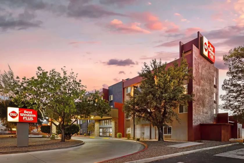 Best Western Plus Sun Canyon - Image 1