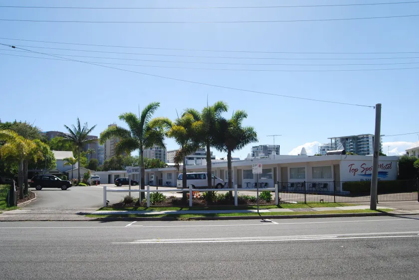 Top Spot Motel - Image 1