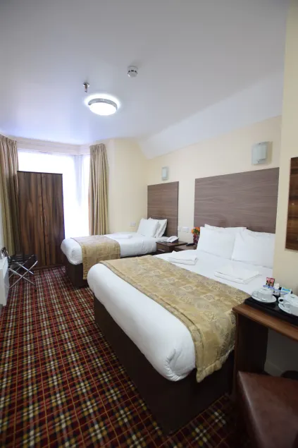 Lucky 8 Hotel - Image 1