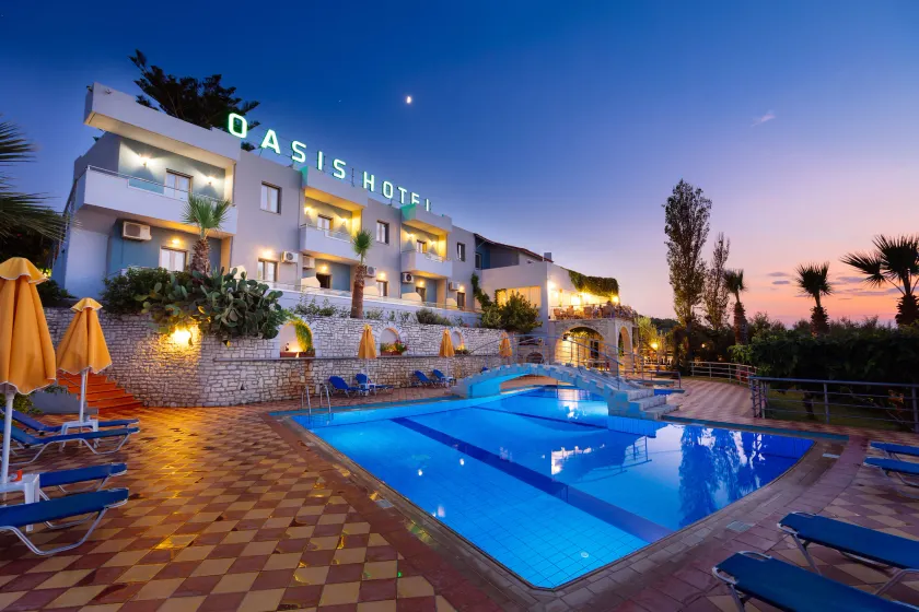 Oasis Scaleta Hotel - Image 1