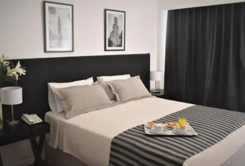 Grand King Hotel - Image 1