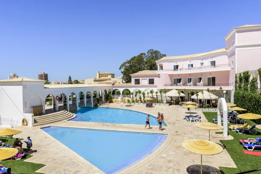 Clube Vilarosa - Image 1