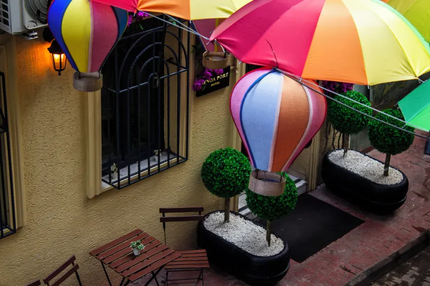 Genoa Port Hotel - Image 1