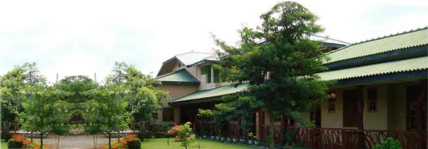 Wila Safari Hotel - Image 1