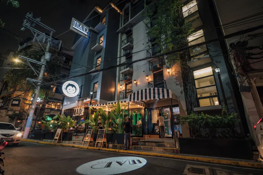 Mad Monkey Manila - Image 1