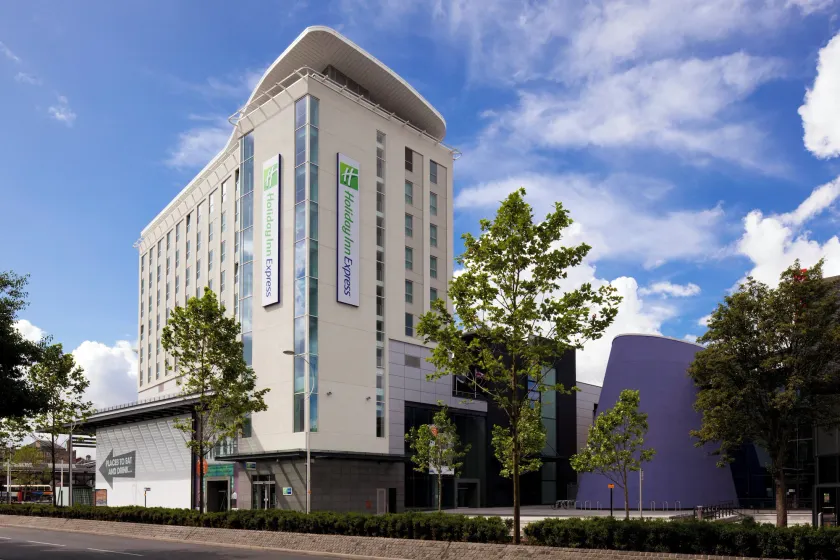 Holiday Inn Express Hull City Centre by IHG - Image 1