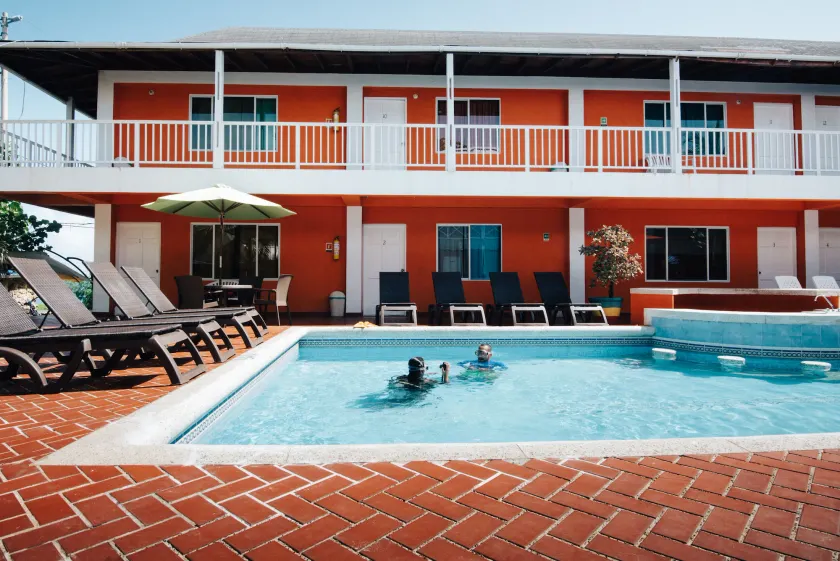 Sunset Hotel - Image 1