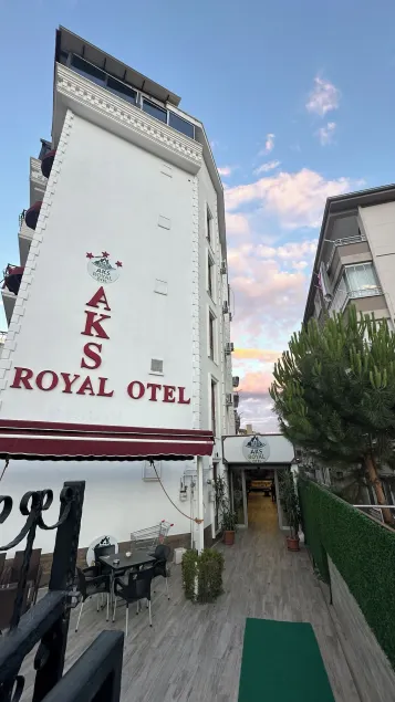 AKS Royal Otel - Image 1