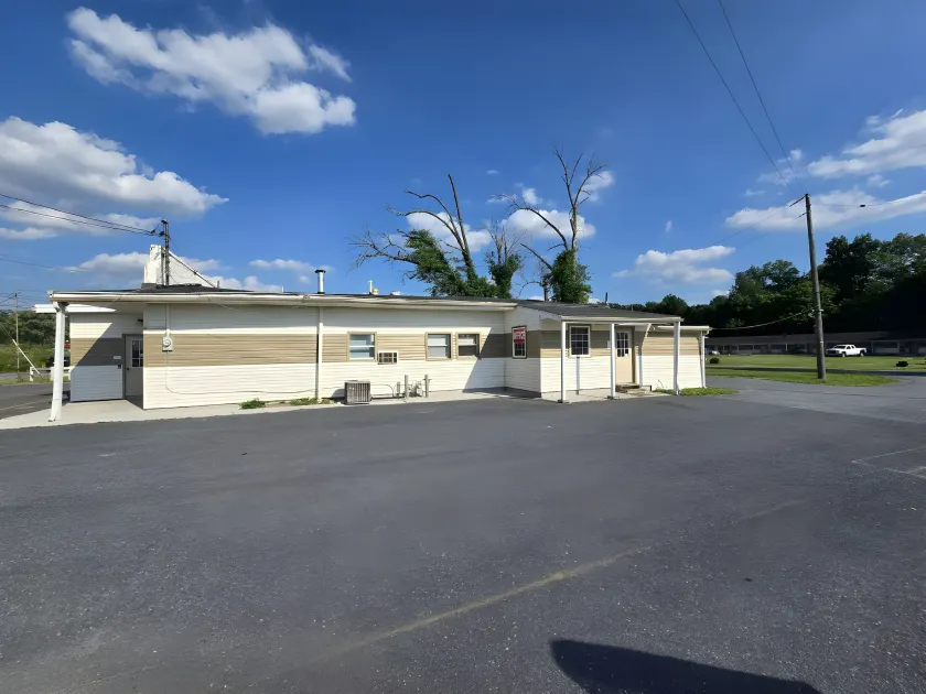 Scottish Inns - Middletown - Image 1