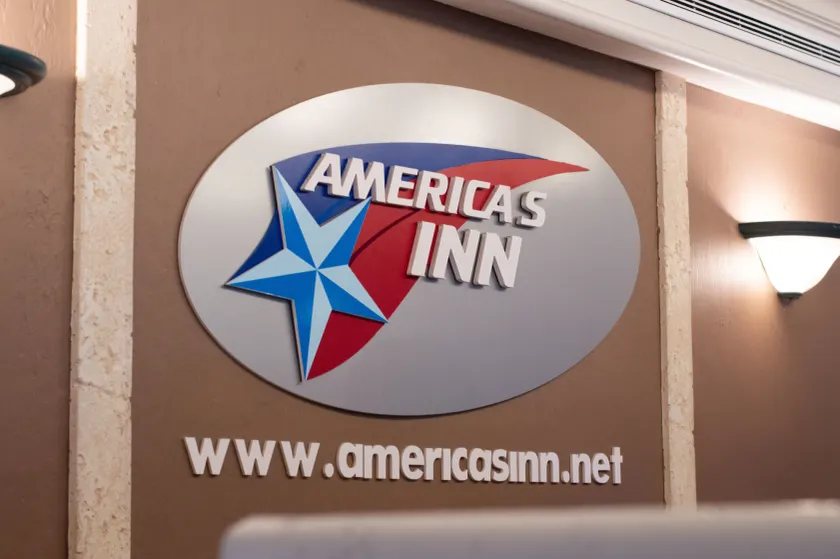 America's Inn Houston - Image 1
