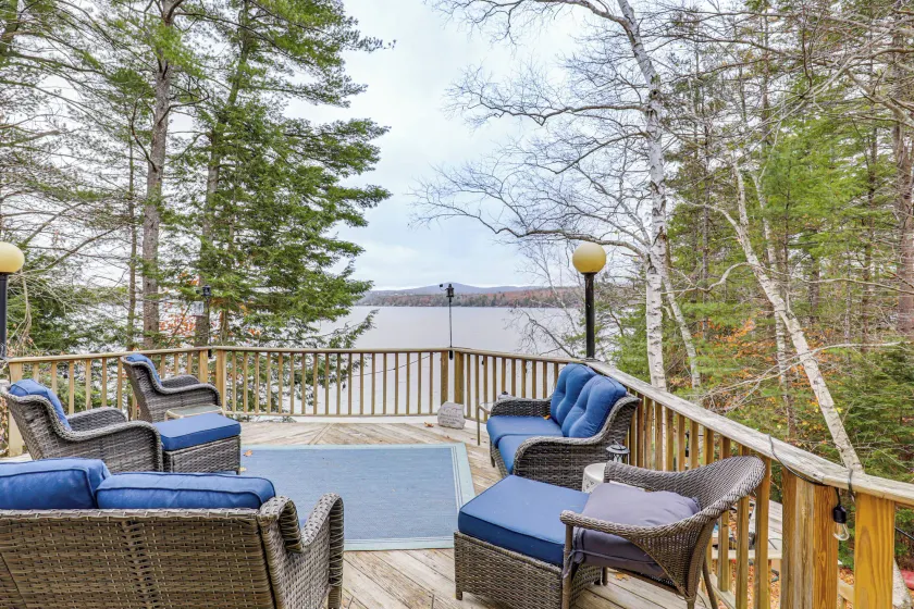 Lake Winnisquam Home: Fish, Hike & Explore! - Image 1