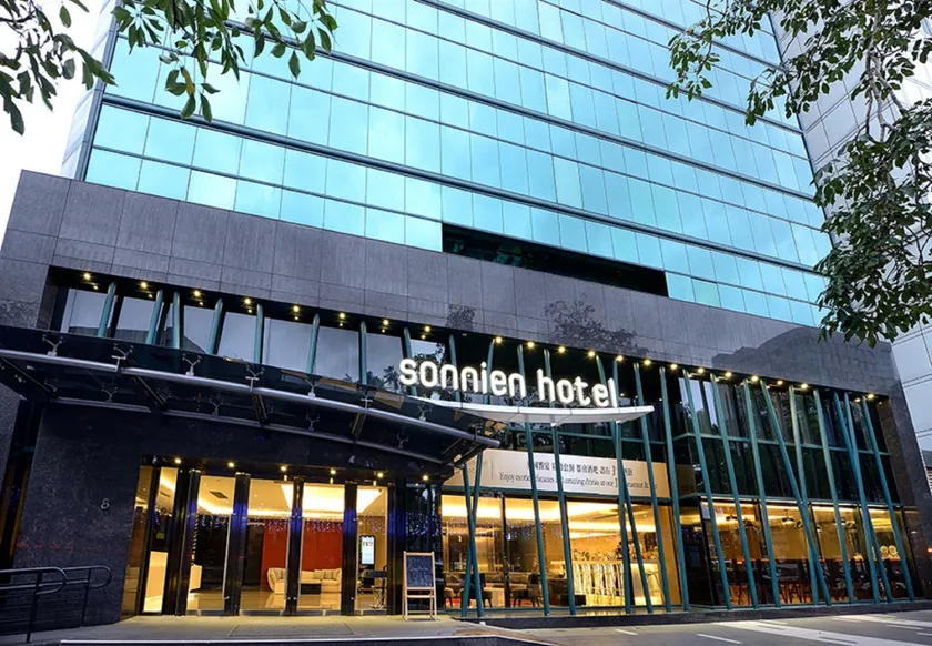 Sonnien Hotel - Image 1