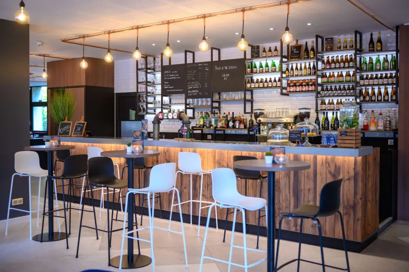 Tulip Inn Antwerpen - Image 1