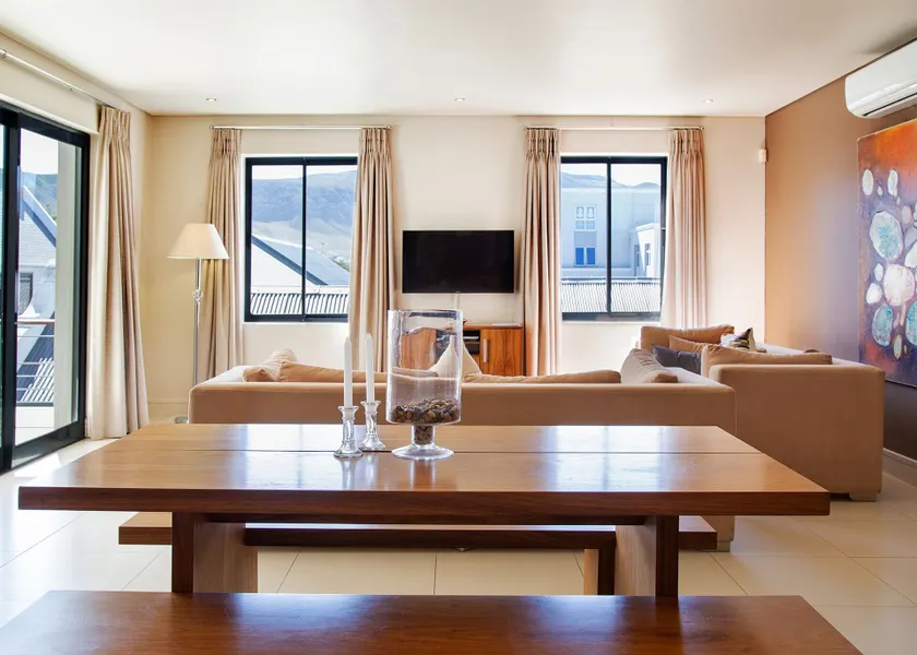 Marine Square Luxury Suites - Image 1