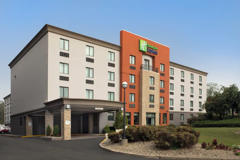 Holiday Inn Express Boston - Saugus by IHG - Image 1
