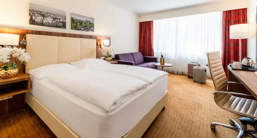 PLAZA Premium Wien - Image 1
