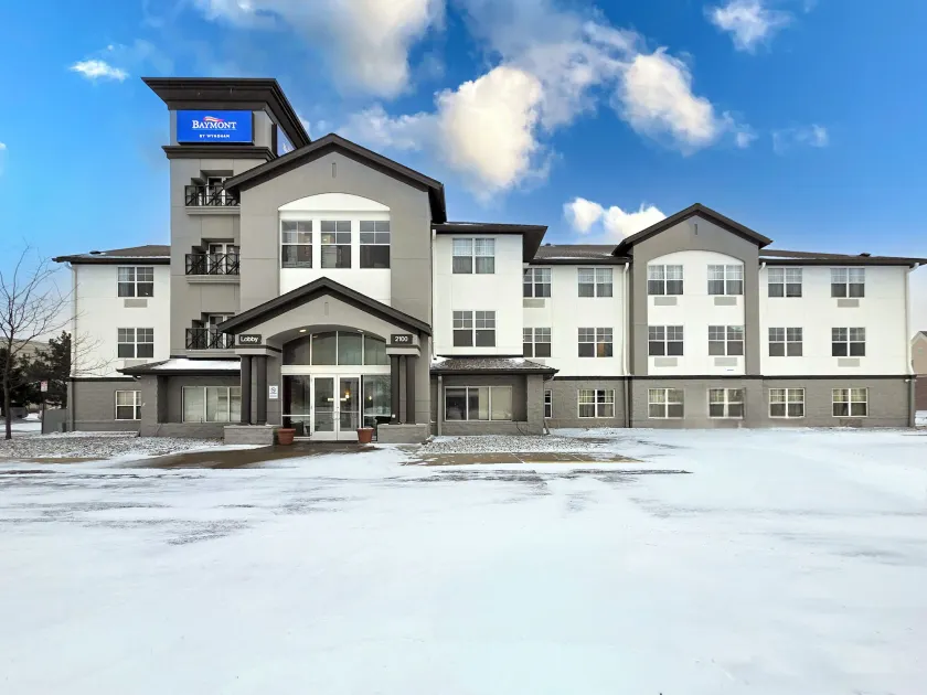 Baymont by Wyndham Auburn Hills South - Image 1