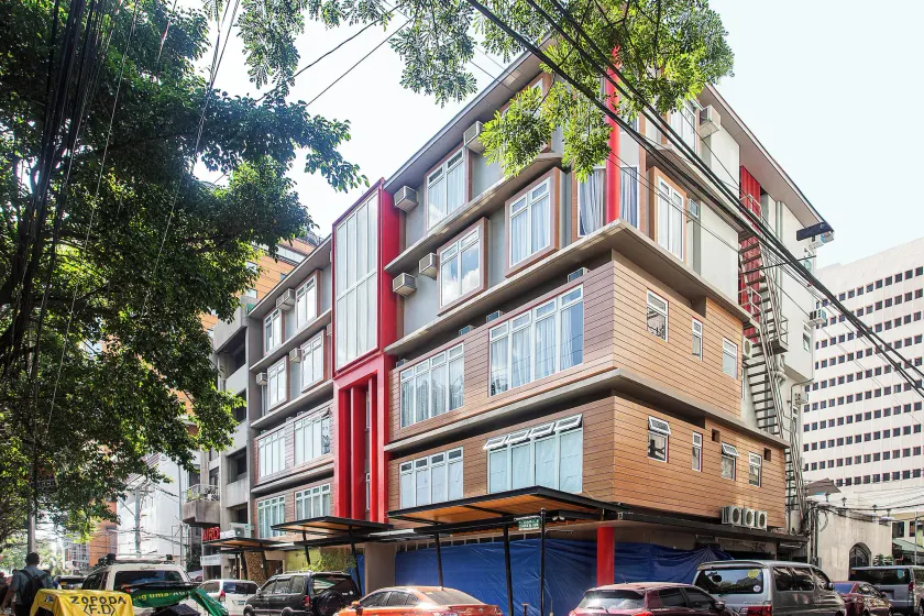 Airo Hotel Manila - Image 1