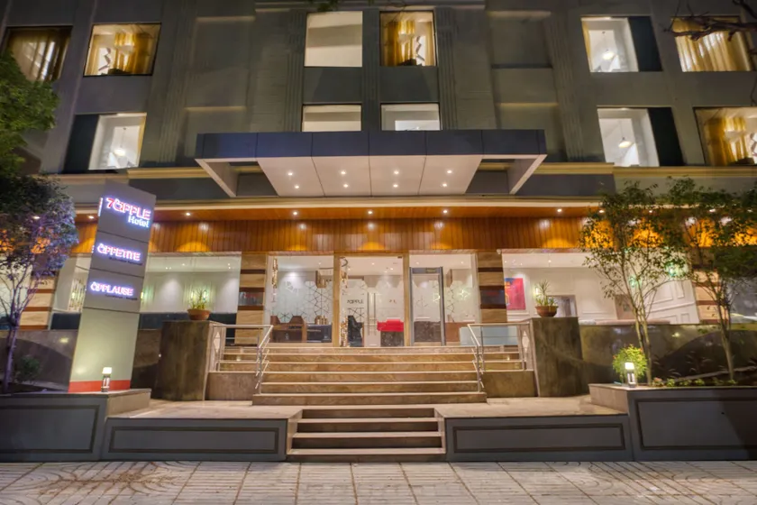 7 Apple Hotel - Viman Nagar Pune - Image 1