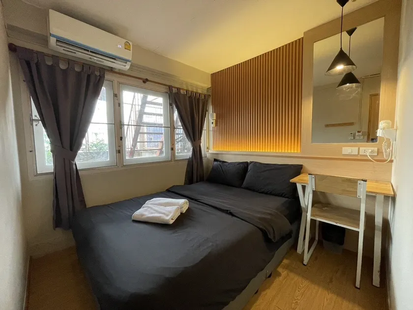 Mind Day Hostel Khaosan - Image 1