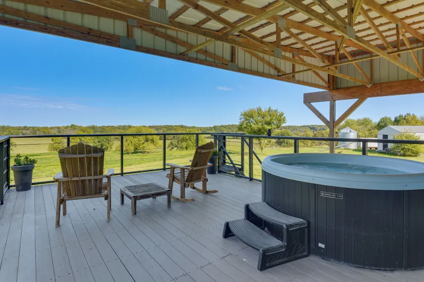 One-of-a-Kind Container Home on Mount Vernon Farm! - Image 1