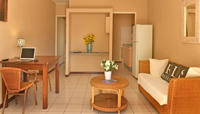Pega Pega Apartments - Image 1