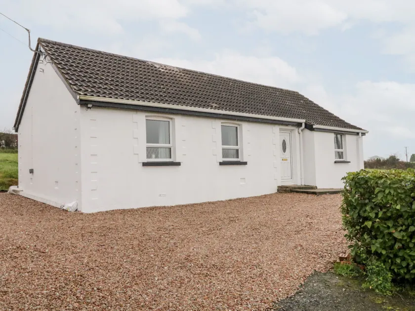 Rose Cottage - Image 1