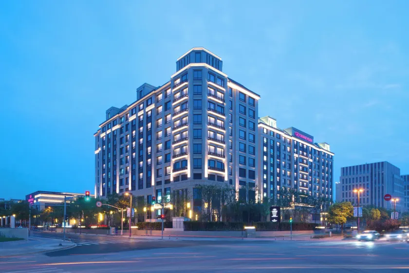 Crowne Plaza Shanghai Pujiang by IHG - Image 1