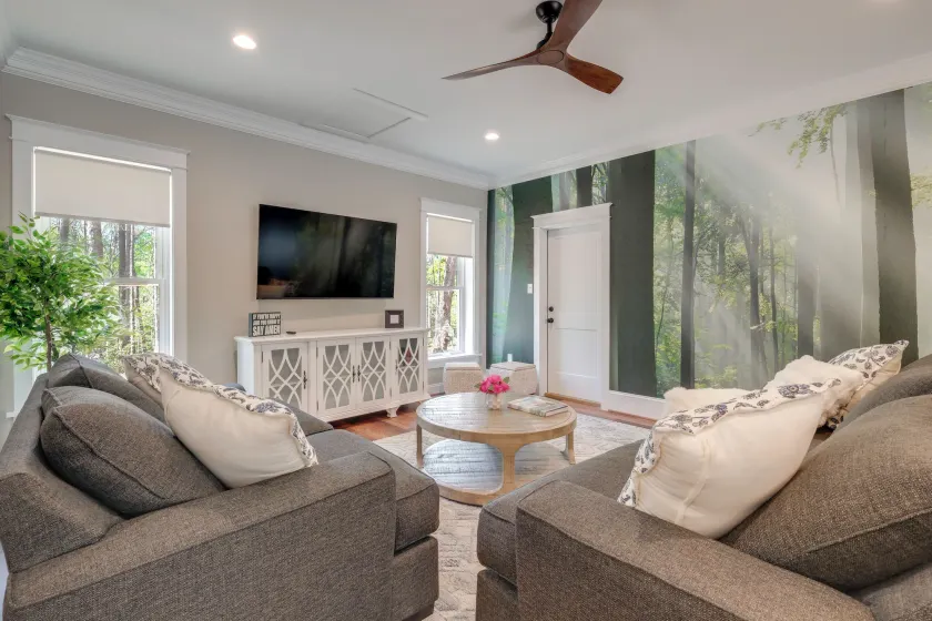 Hike, Golf & Explore! Peaceful Home in Montpelier - Image 1