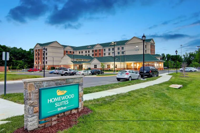 Homewood Suites by Hilton Woodbridge - Image 1