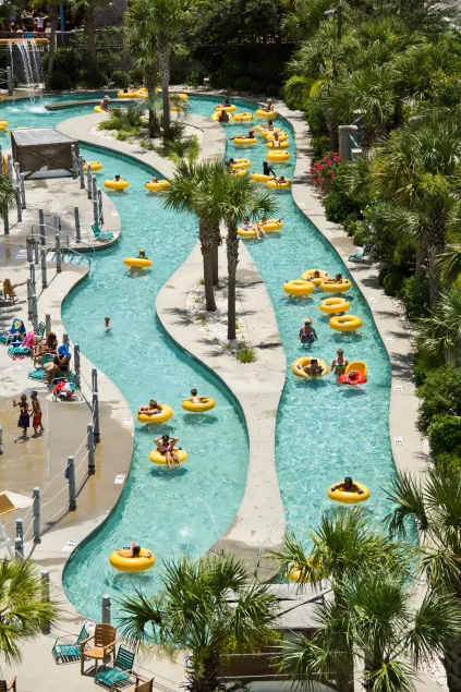 Sand Dunes Resort and Suites - Image 1
