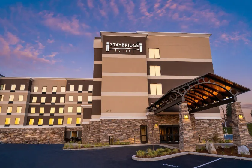 Staybridge Suites Coeur d'Alene by IHG - Image 1