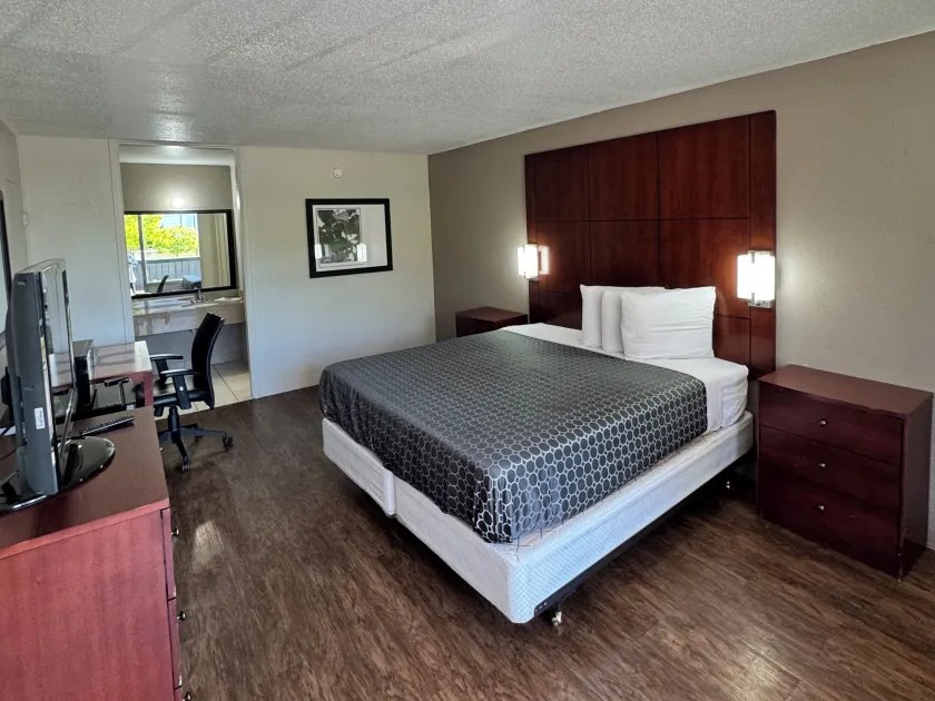 Budgetel Inn - Phenix City - Image 1