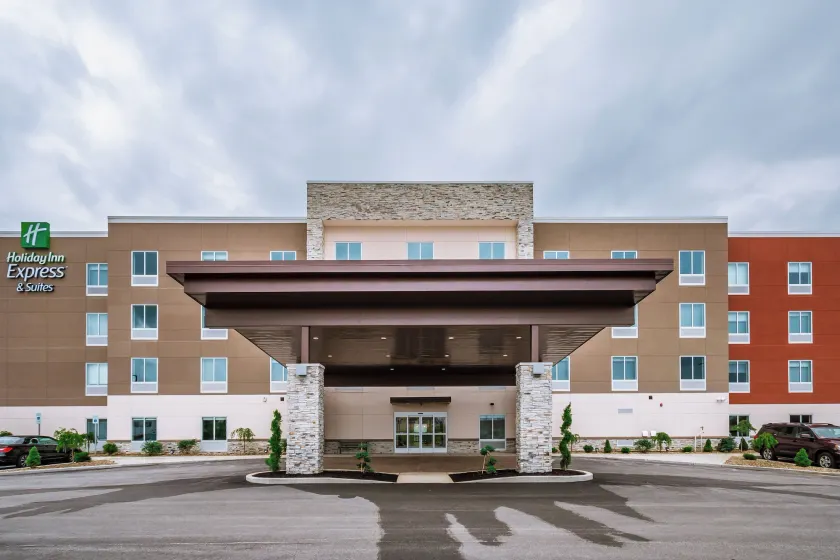 Holiday Inn Express & Suites- South Bend Casino by IHG - Image 1
