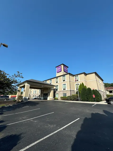 Sleep Inn & Suites Manchester near Arnold AFB - Image 1
