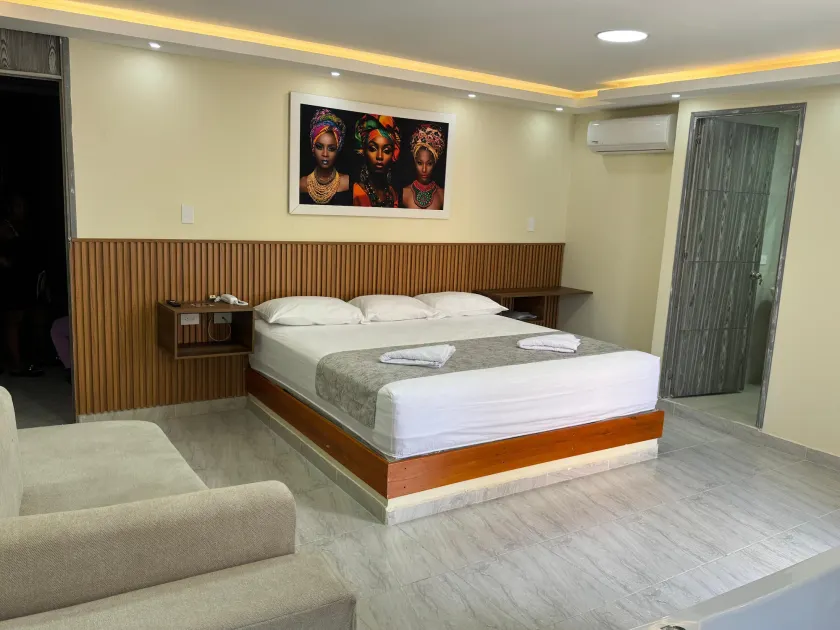 Hotel Magistral Suiter - Image 1