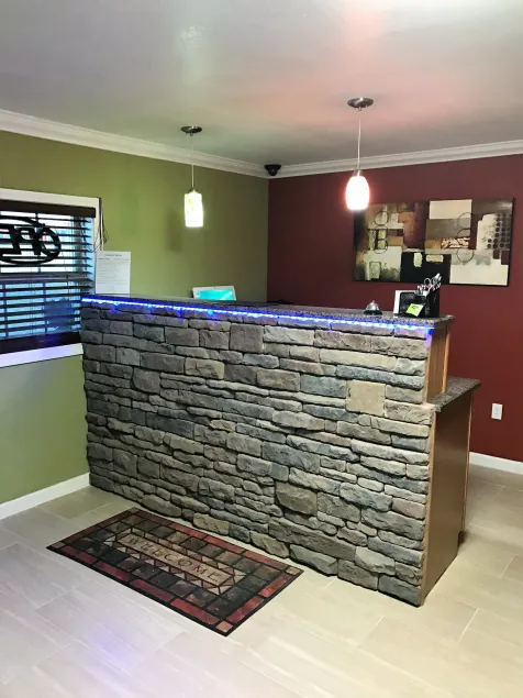 Budget Inn - Image 1