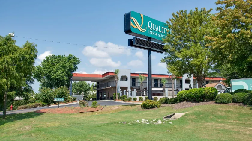 Quality Inn & Suites Aiken East - Image 1