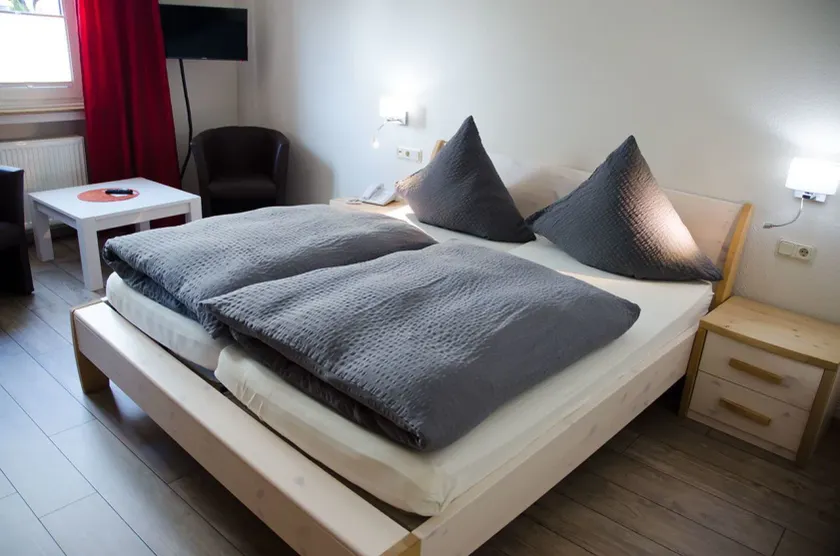 Hotel Theile garni - Image 1