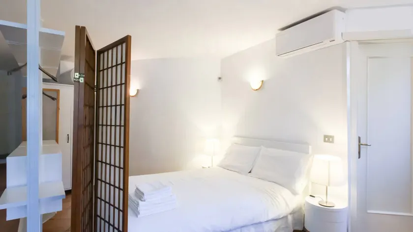 Near Ifo Roma Sweet Home Studio Apartment - Image 1
