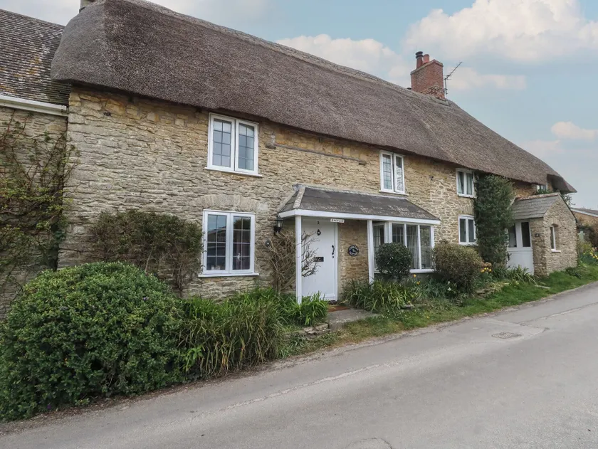 Cobblers Cottage - Image 1