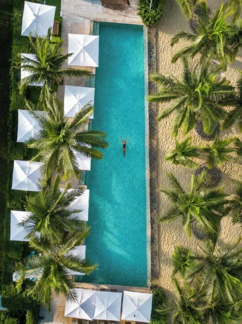 Sea and Sun Apartments - Image 1
