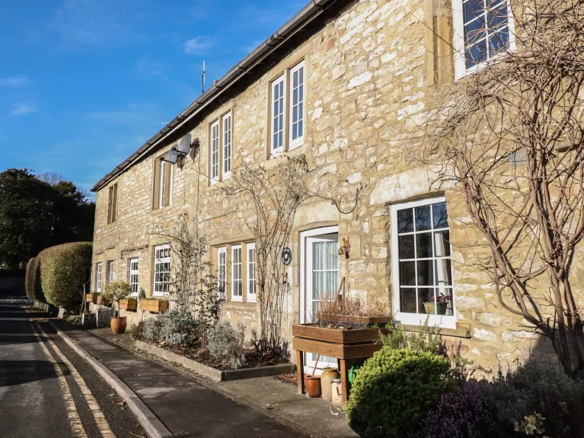 Rose Cottage - Image 1