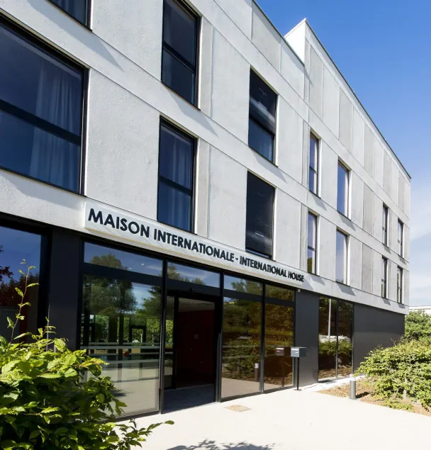 Adonis Dijon Maison Internationale - Image 1