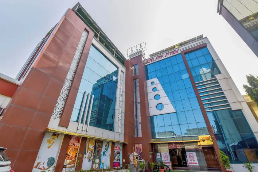 Hotel Airport View Jaipur-Pure Veg - Image 1
