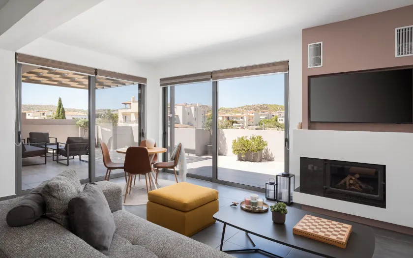 Aelia Riviera Apartment - Image 1