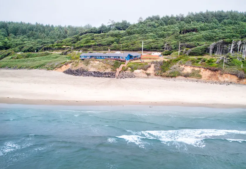 Moolack Shores Inn - Image 1