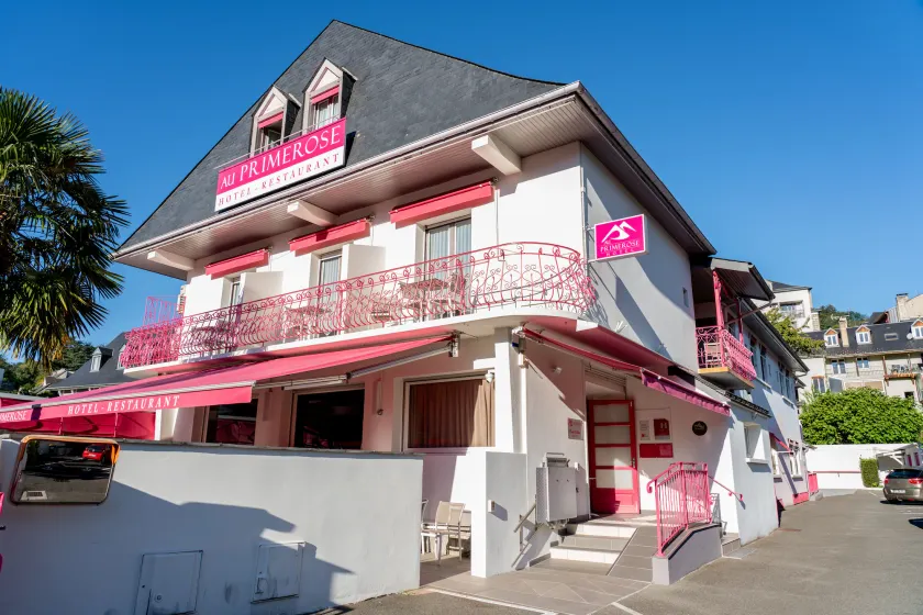 Au Primerose Hôtel - Image 1